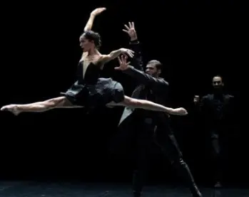 Lac des cygnes Ballet d'Angelina Preljocaj